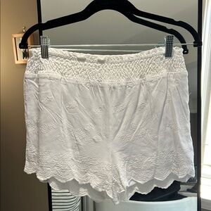 Blue Rain | White Embroidered Shorts | Size S (NWOT)